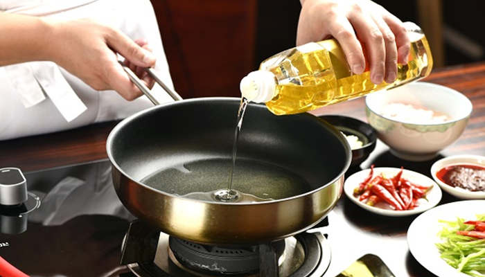 色拉油是什么油