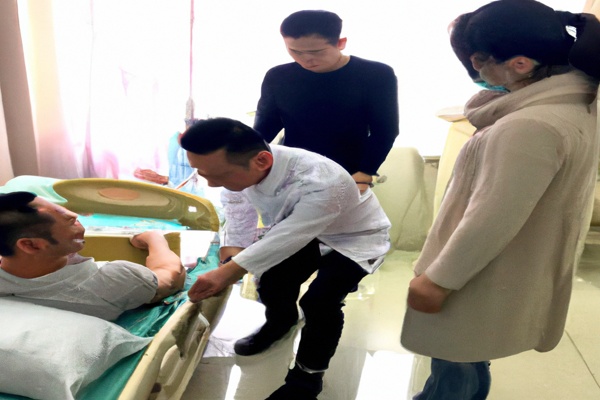 小腹隐隐约约的疼是什么原因
