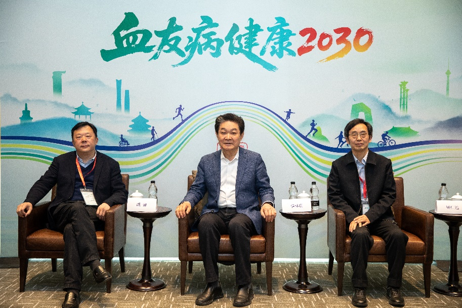 超八成血友病成年患者受合并症折磨，专家呼吁医保政策支持成人预防治疗