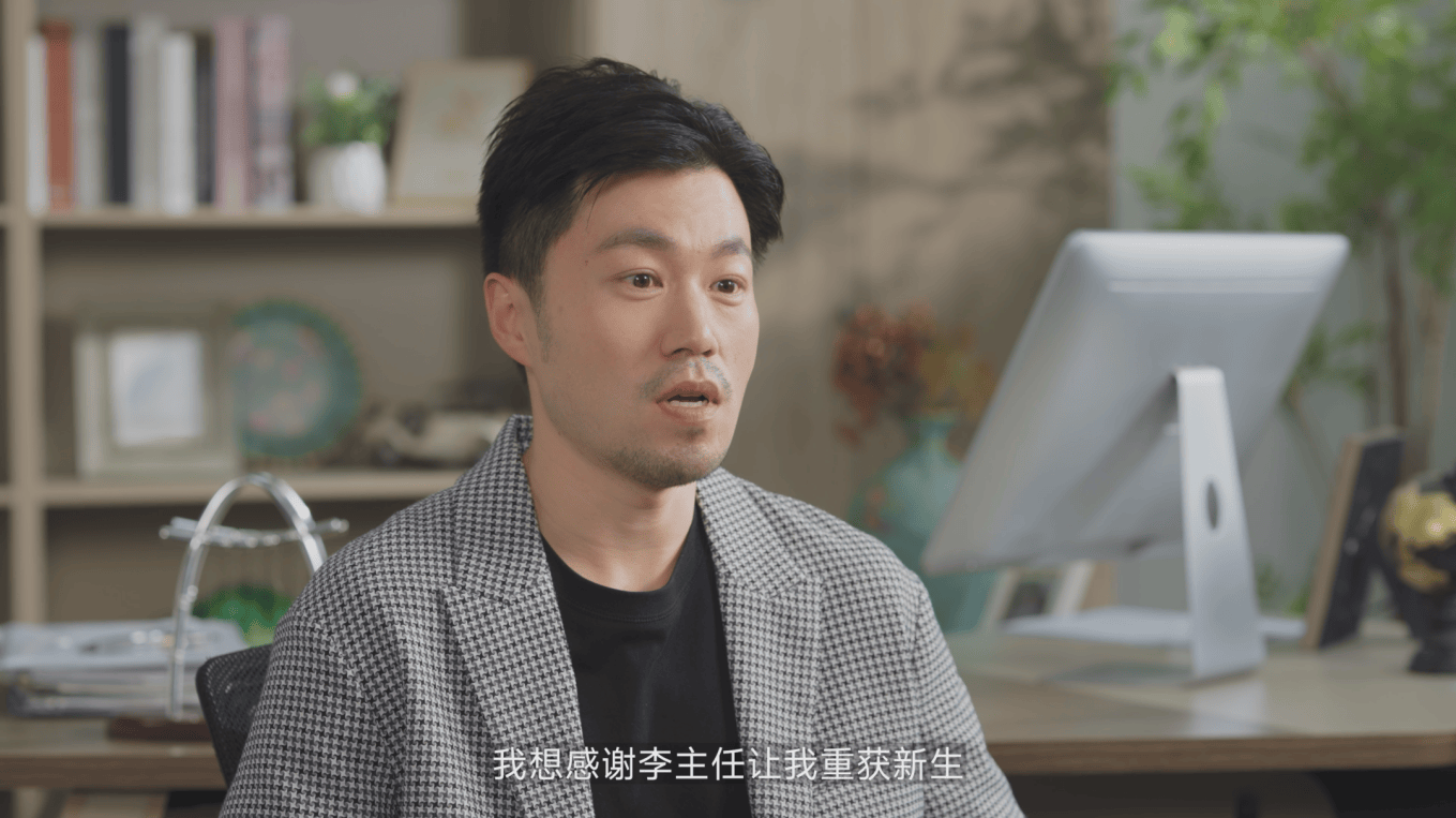 为健康加冕：医学之光点亮生命--免疫联合治疗点亮37岁结肠癌患者的希望之光 