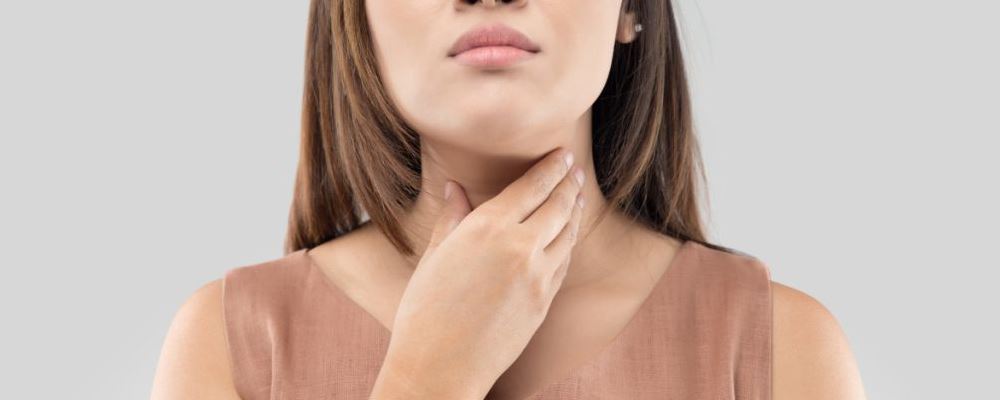 女性咽喉癌的早期症状